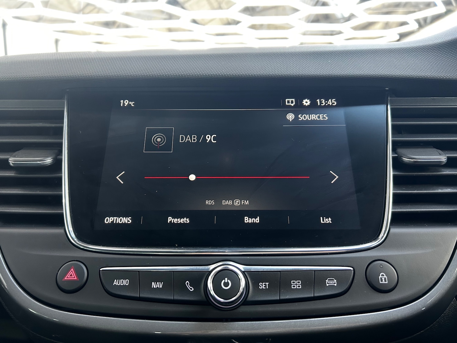 Used Vauxhall Crossland 2022 for sale - 76613490: Photo 18