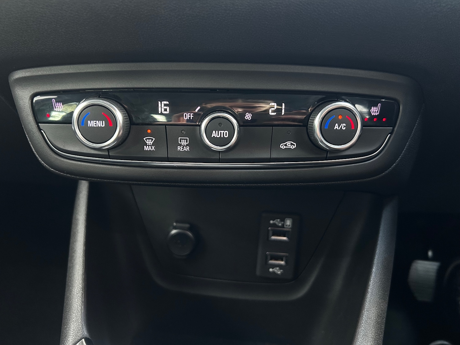 Used Vauxhall Crossland 2022 for sale - 76613490: Photo 23