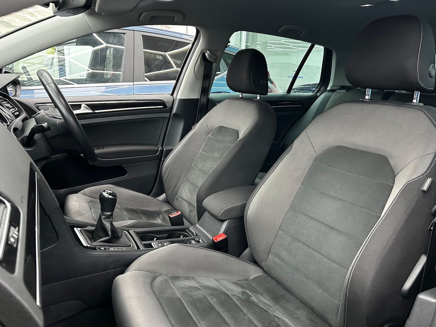 Used Volkswagen Golf 2017 for sale - 76613480: Photo 16