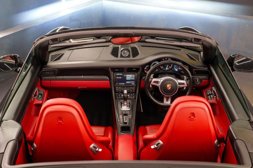 Used Porsche 911 2015 for sale - 76223463: Photo 22