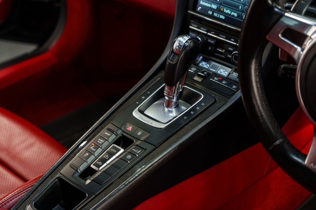 Used Porsche 911 2015 for sale - 76223463: Photo 31