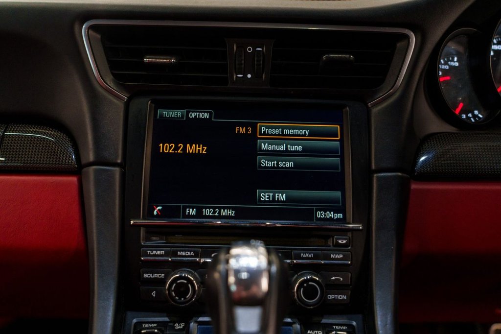 Used Porsche 911 2015 for sale - 76223463: Photo 34