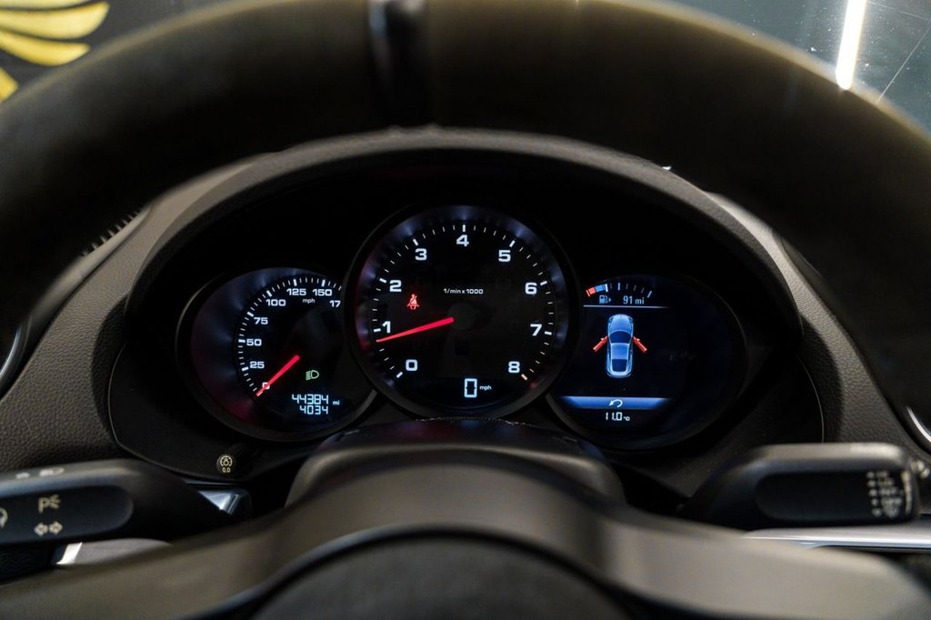 Used Porsche 718 Cayman 2016 for sale - 76632584: Photo 10