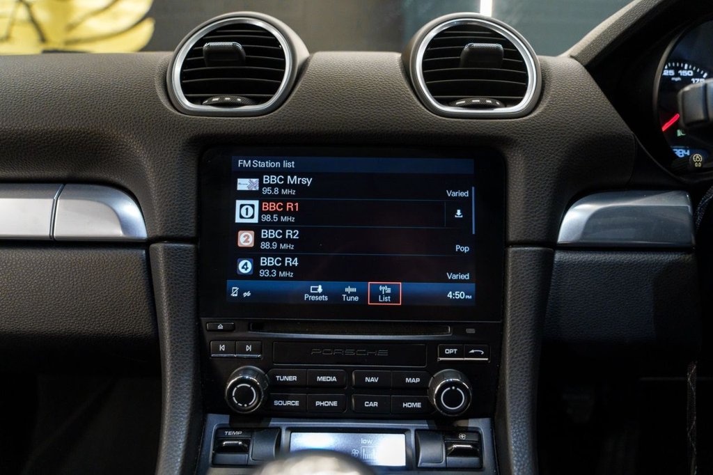 Used Porsche 718 Cayman 2016 for sale - 76632584: Photo 20