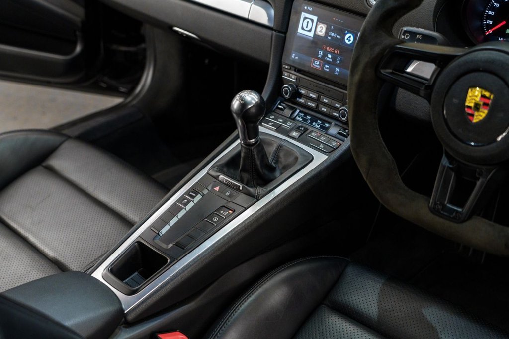 Used Porsche 718 Cayman 2016 for sale - 76632584: Photo 23