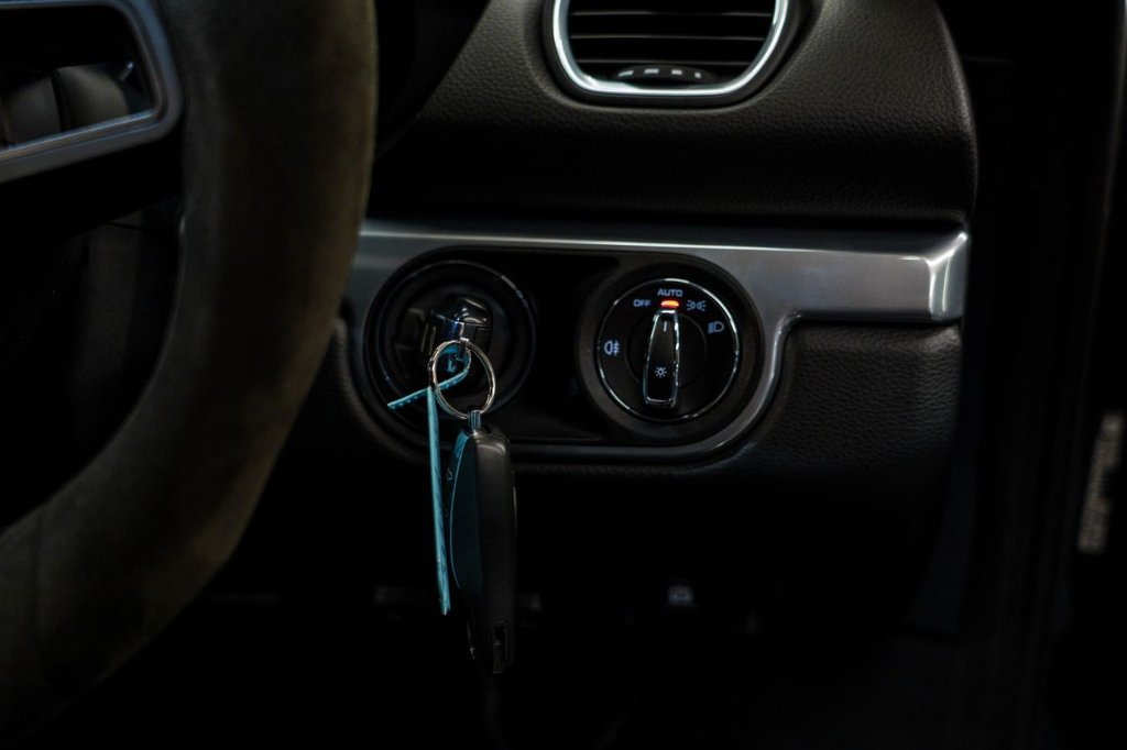 Used Porsche 718 Cayman 2016 for sale - 76632584: Photo 32