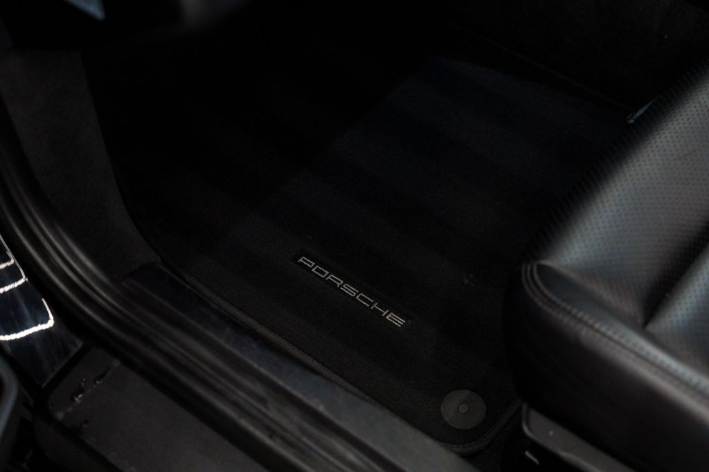 Used Porsche 718 Cayman 2016 for sale - 76632584: Photo 33
