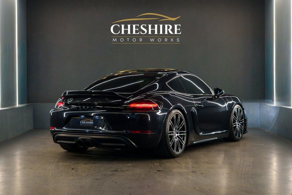 Used Porsche 718 Cayman 2016 for sale - 76632584: Photo 5