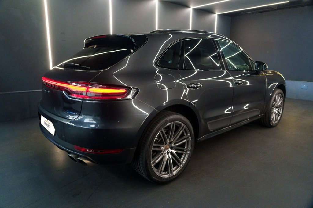 Used Porsche Macan 2021 for sale - 76038932: Photo 10