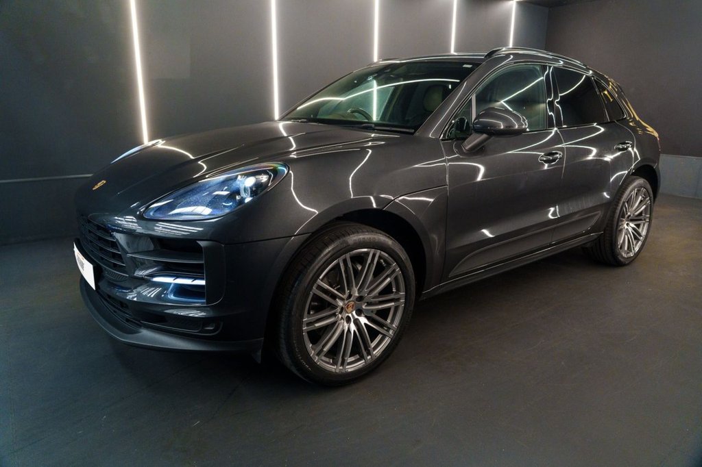 Used Porsche Macan 2021 for sale - 76038932: Photo 8