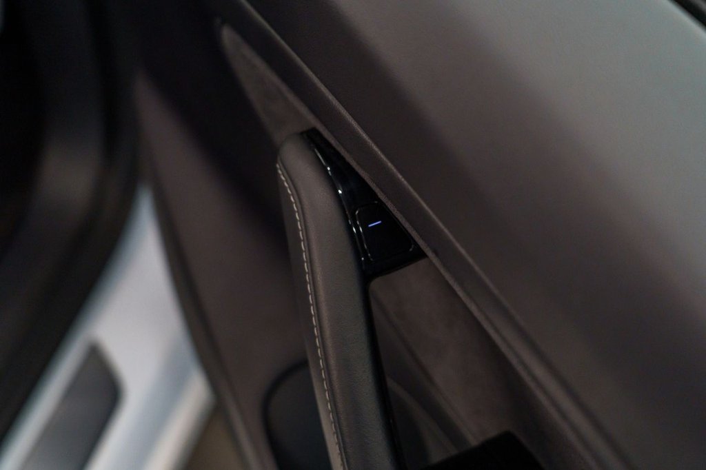 Used Tesla Model 3 2020 for sale - 77227061: Photo 39