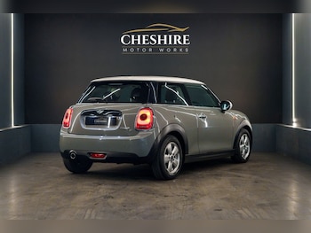 Used MINI Hatch 2018 for sale - 77995290: Photo