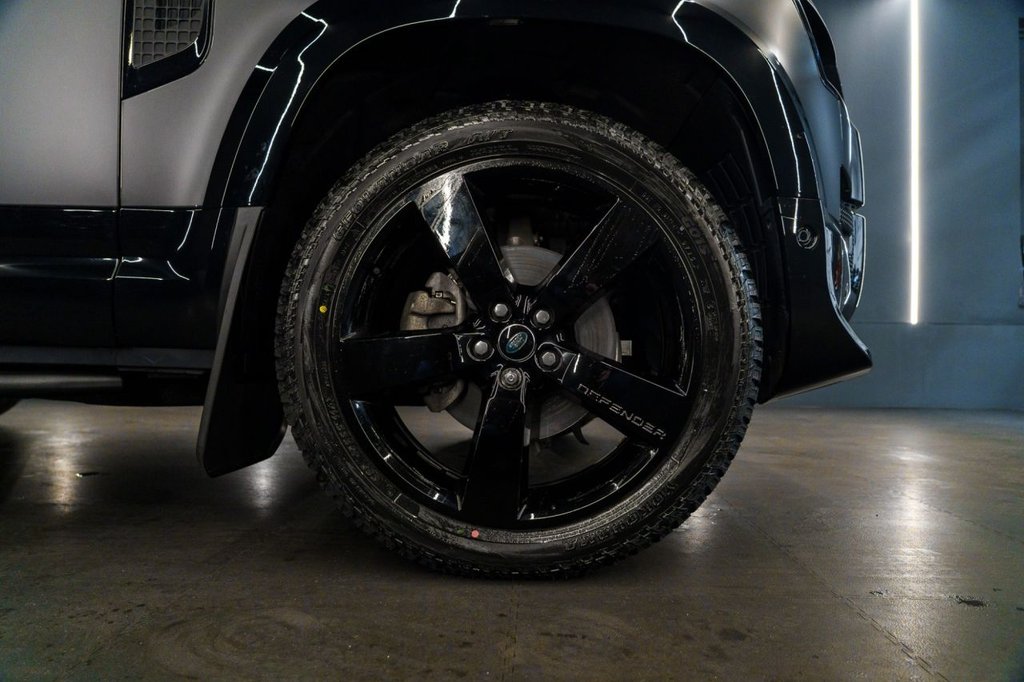 Used Land Rover Defender 2024 for sale - 77050824: Photo 16