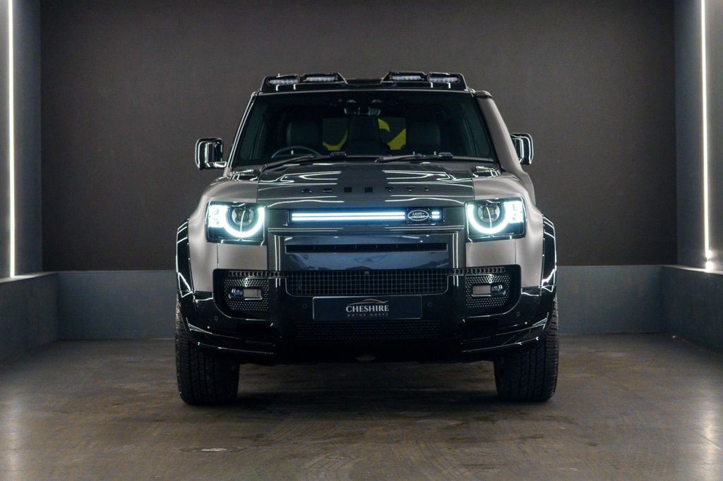 Used Land Rover Defender 2024 for sale - 77050824: Photo 2