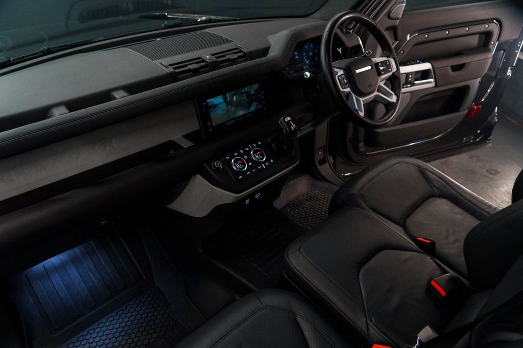 Used Land Rover Defender 2024 for sale - 77050824: Photo 33
