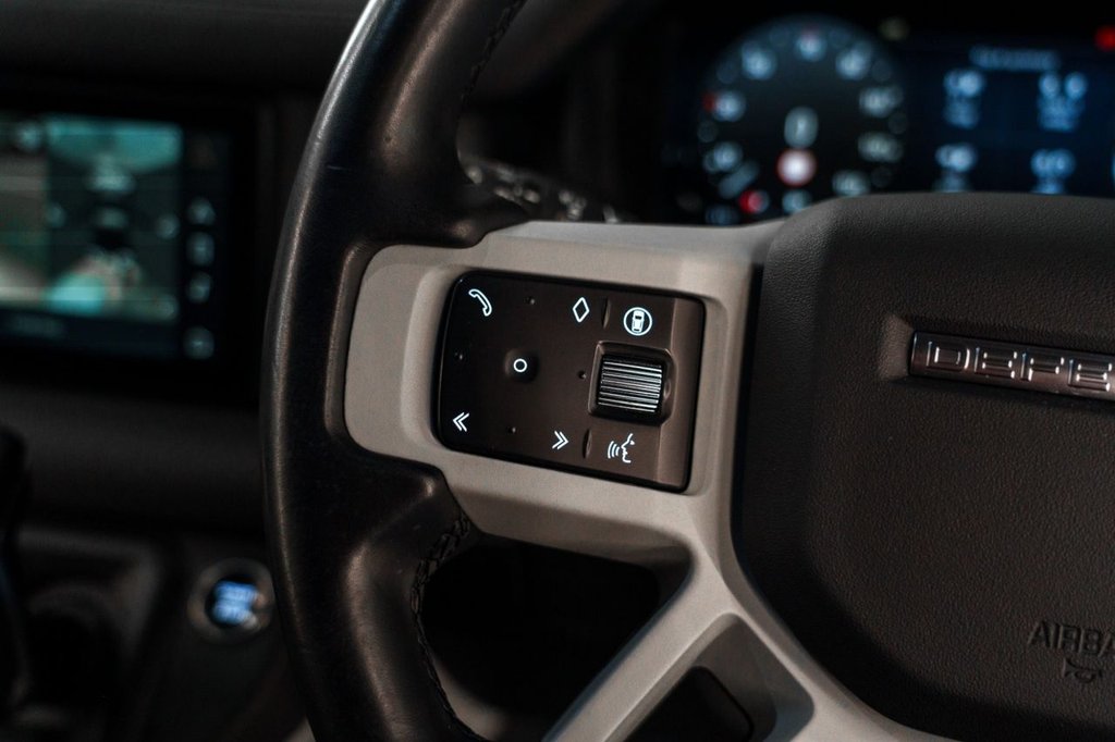 Used Land Rover Defender 2024 for sale - 77050824: Photo 39