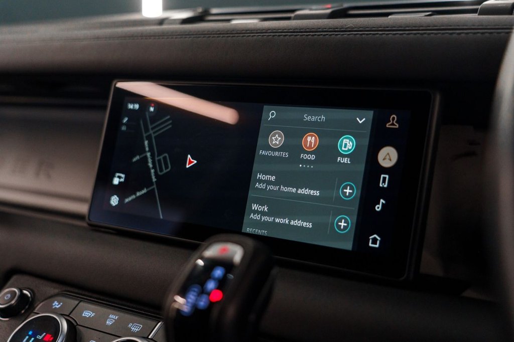 Used Land Rover Defender 2024 for sale - 77050824: Photo 42