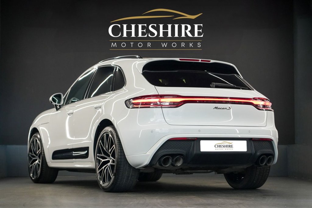 Used Porsche Macan 2023 for sale - 76080293: Photo 10