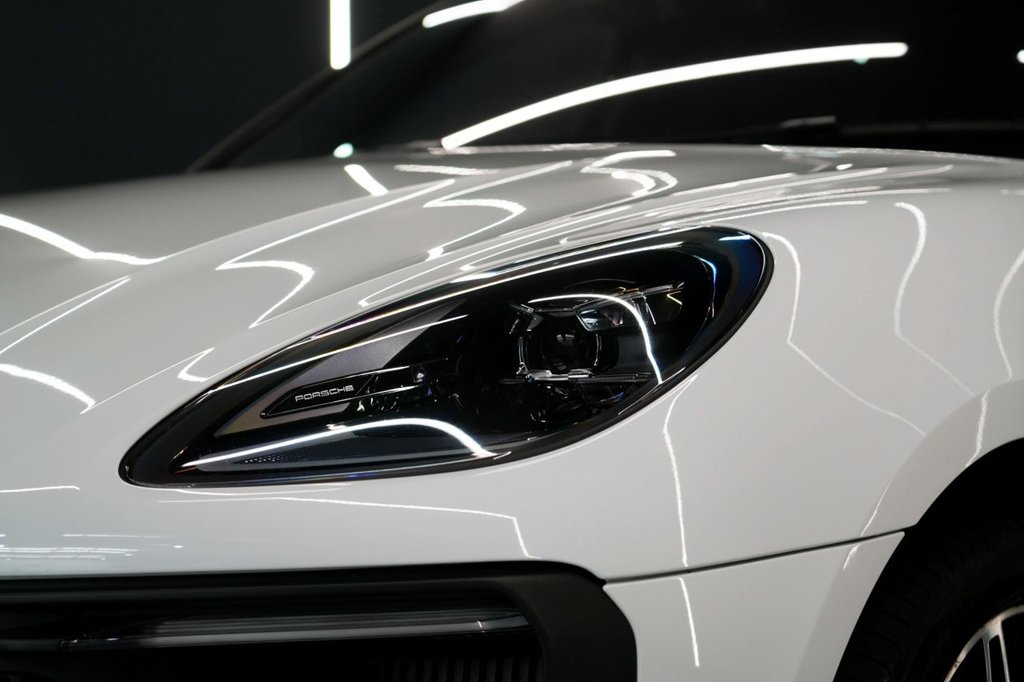 Used Porsche Macan 2023 for sale - 76080293: Photo 20