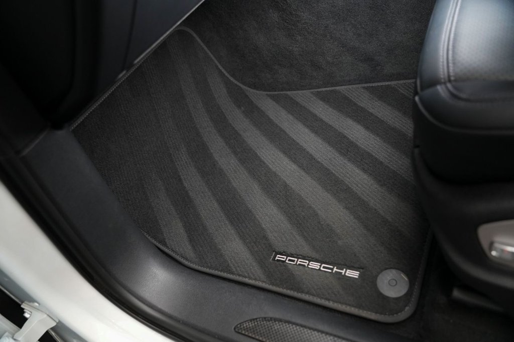 Used Porsche Macan 2023 for sale - 76080293: Photo 39