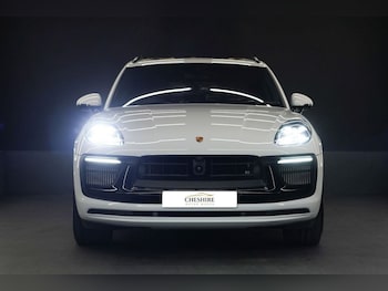 Used Porsche Macan 2023 for sale - 76080293: Photo 3