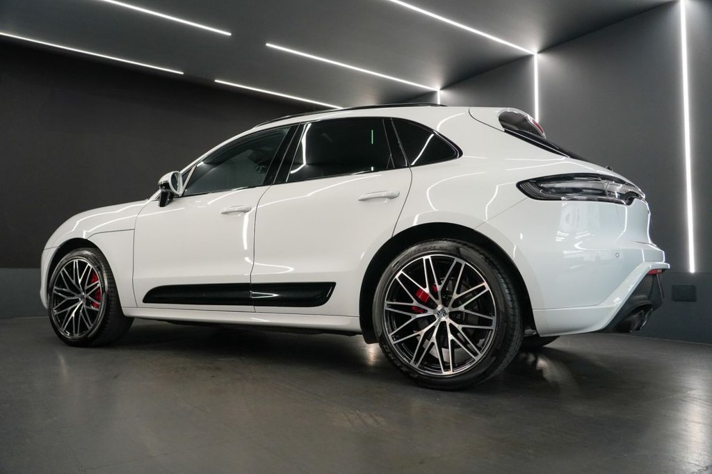 Used Porsche Macan 2023 for sale - 76080293: Photo 8