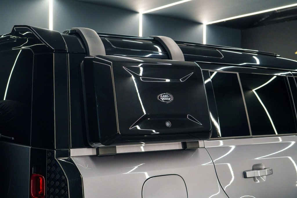 Used Land Rover Defender 2021 for sale - 76798025: Photo 15