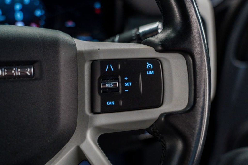 Used Land Rover Defender 2021 for sale - 76798025: Photo 26