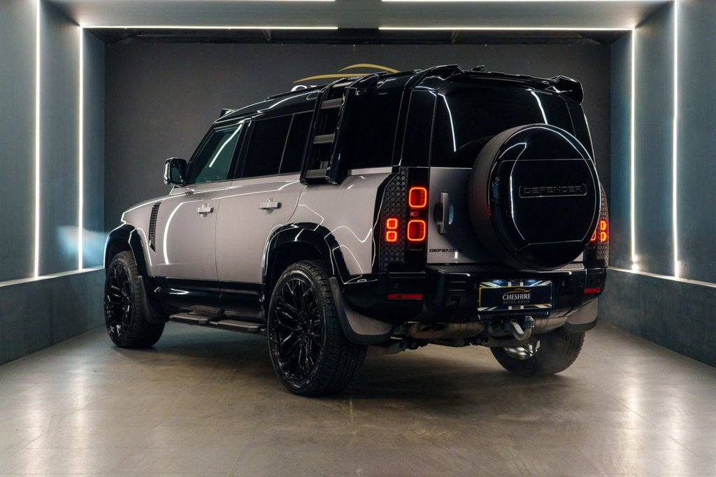 Used Land Rover Defender 2021 for sale - 76798025: Photo 4