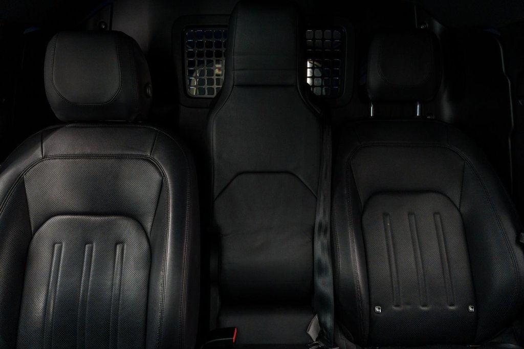 Used Land Rover Defender 2021 for sale - 76798025: Photo 48