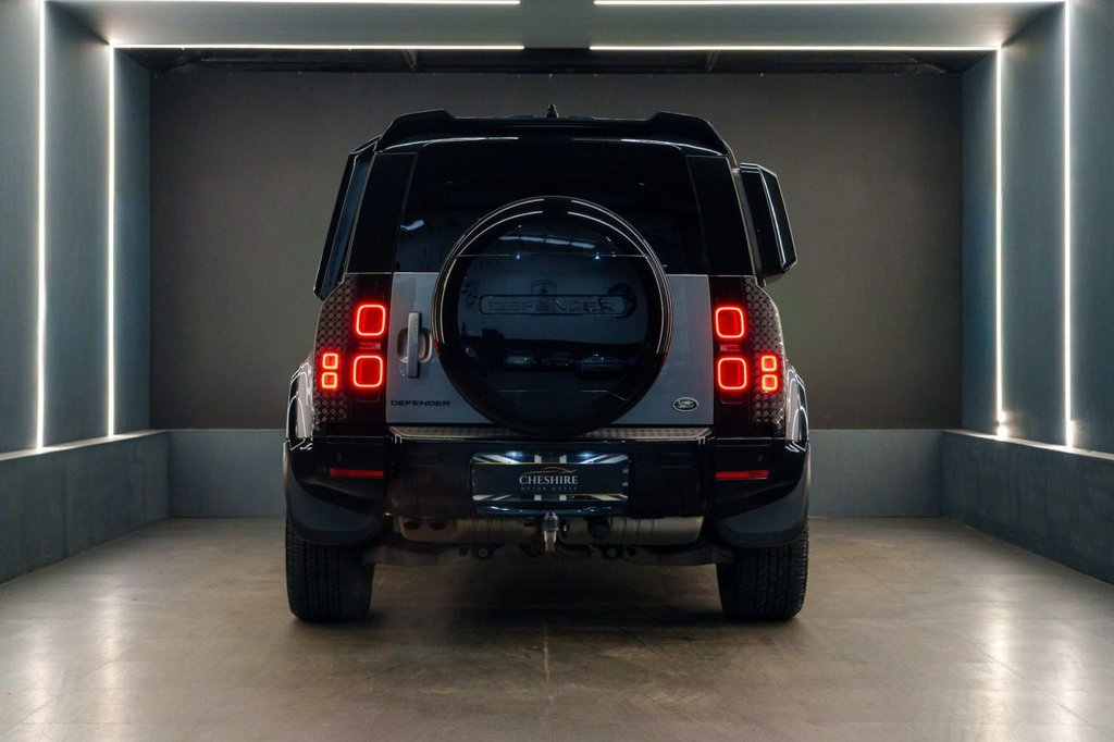 Used Land Rover Defender 2021 for sale - 76798025: Photo 5