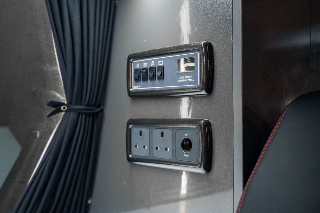 Used Volkswagen Transporter 2014 for sale - 76999122: Photo 44