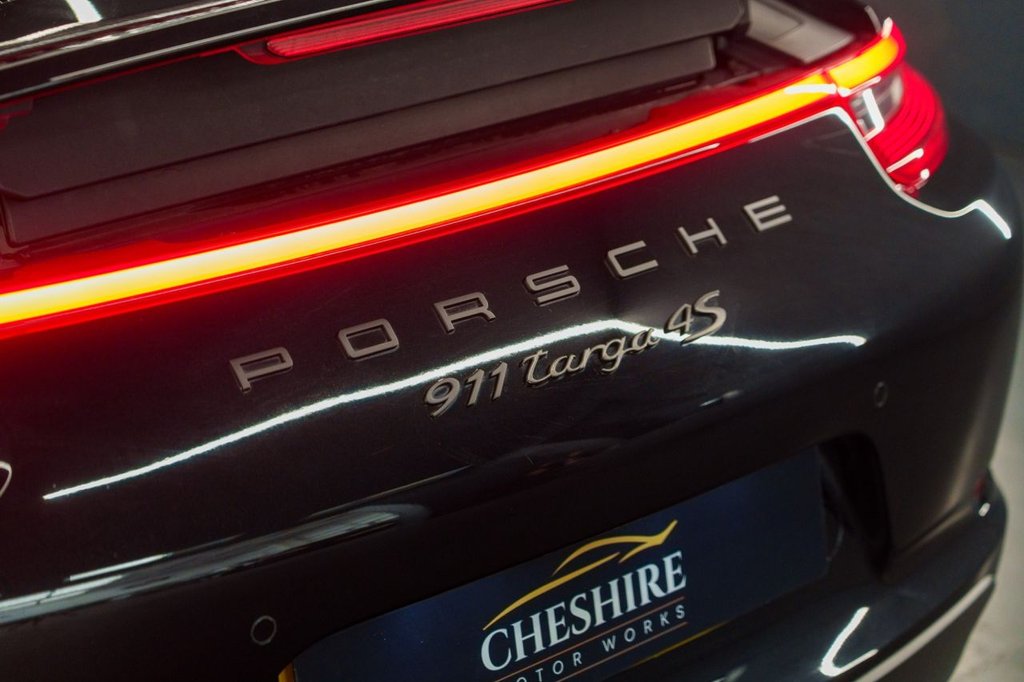 Used Porsche 911 2016 for sale - 76241464: Photo 14