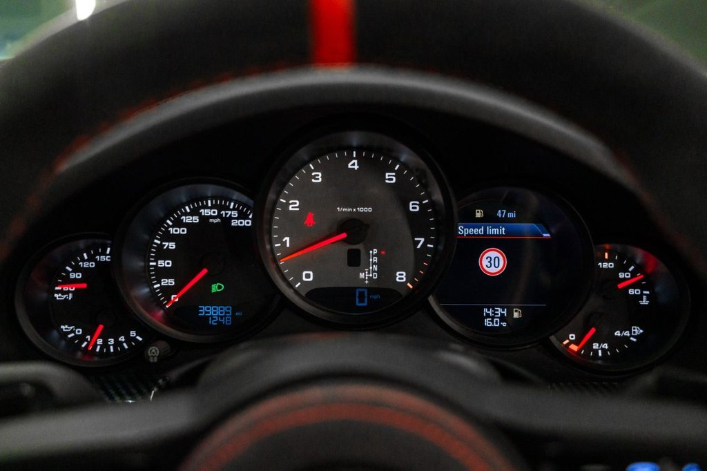 Used Porsche 911 2016 for sale - 76241464: Photo 24