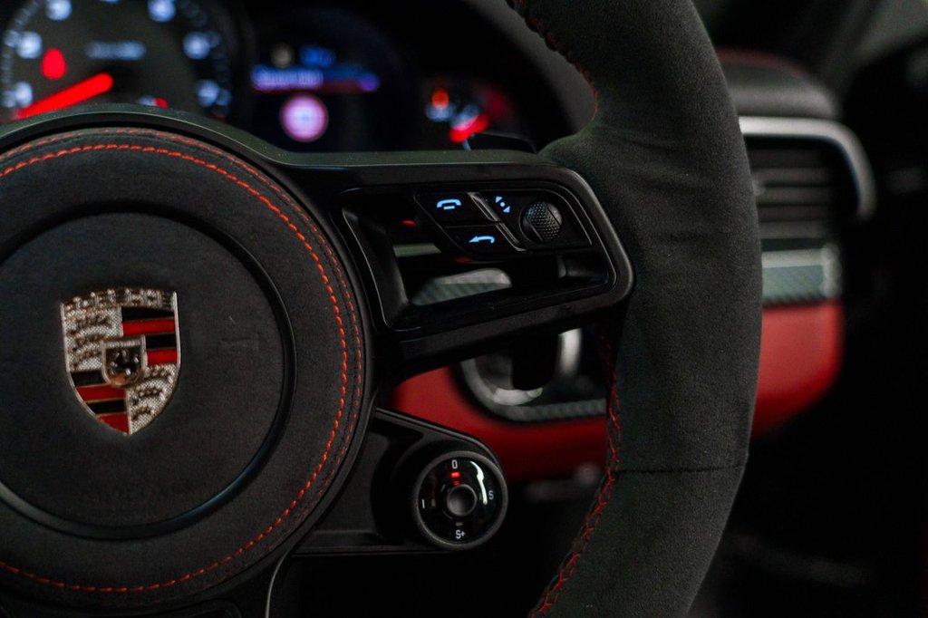 Used Porsche 911 2016 for sale - 76241464: Photo 26