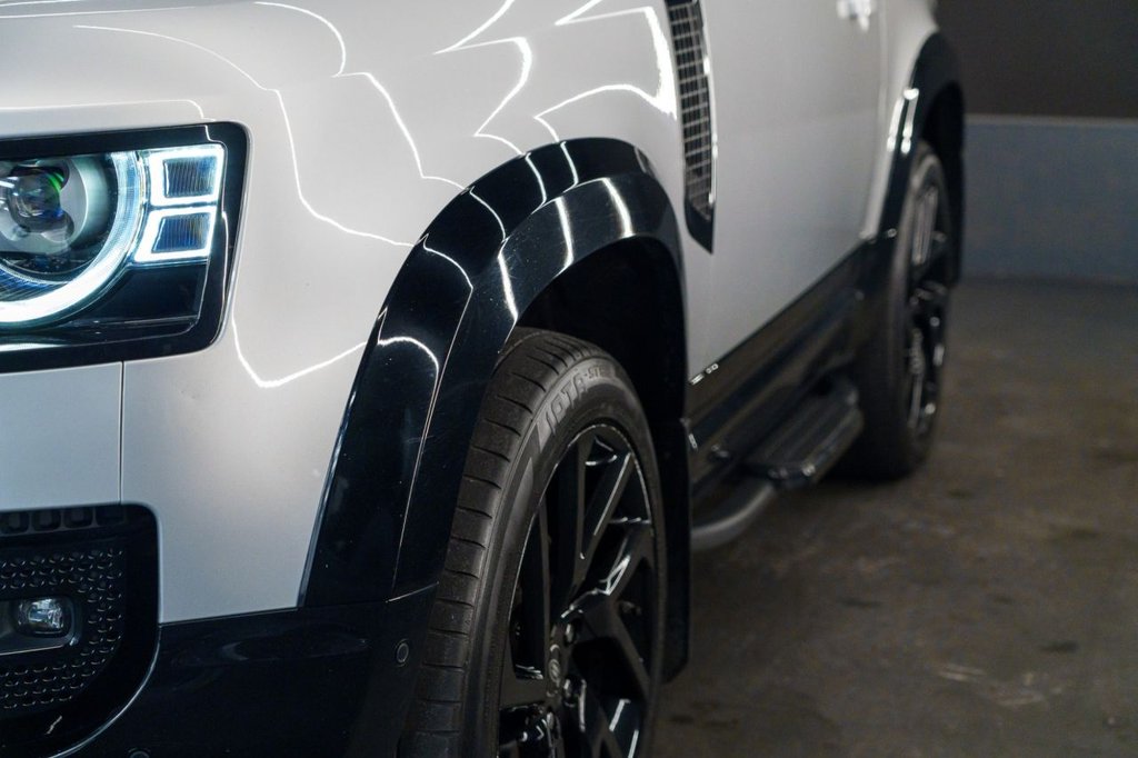 Used Land Rover Defender 2023 for sale - 78096127: Photo 16