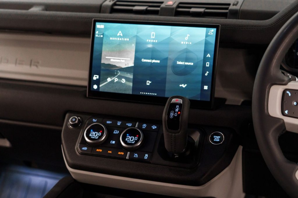 Used Land Rover Defender 2023 for sale - 78096127: Photo 20