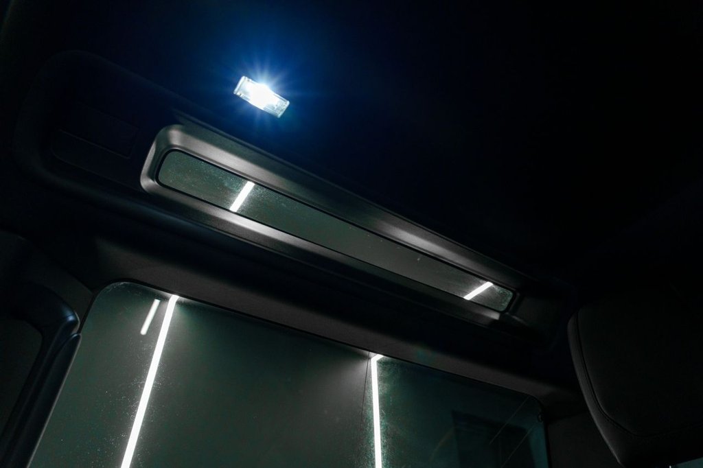 Used Land Rover Defender 2023 for sale - 78096127: Photo 35