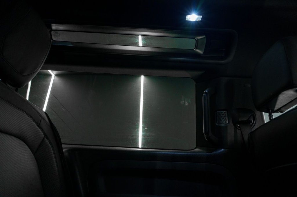 Used Land Rover Defender 2023 for sale - 78096127: Photo 36