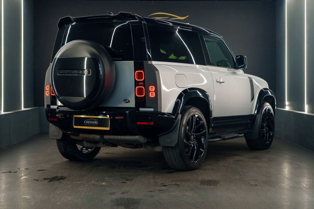 Used Land Rover Defender 2023 for sale - 78096127: Photo 4