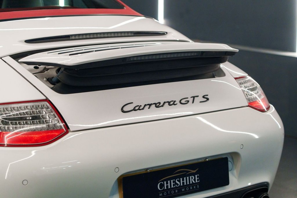 Used Porsche 911 2011 for sale - 76937456: Photo 19