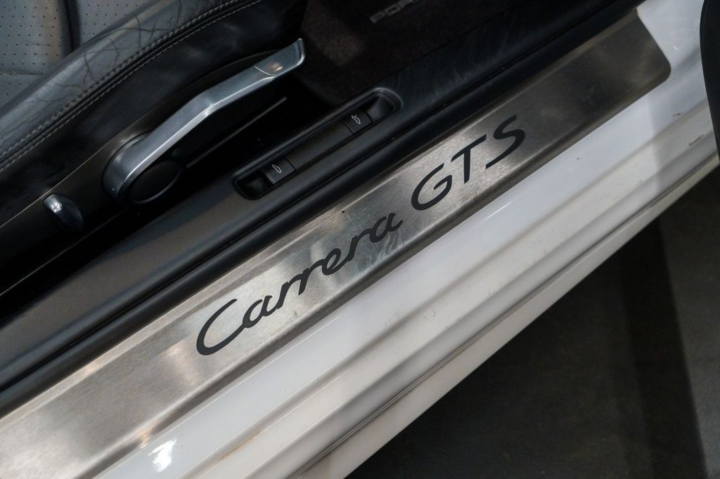 Used Porsche 911 2011 for sale - 76937456: Photo 34