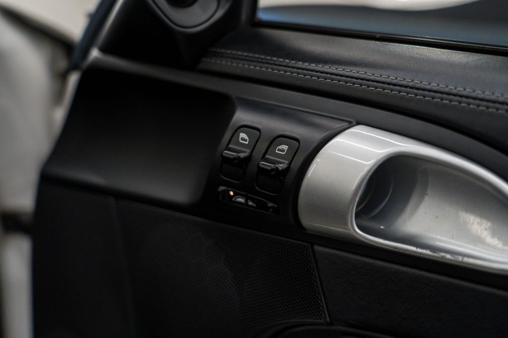 Used Porsche 911 2011 for sale - 76937456: Photo 35