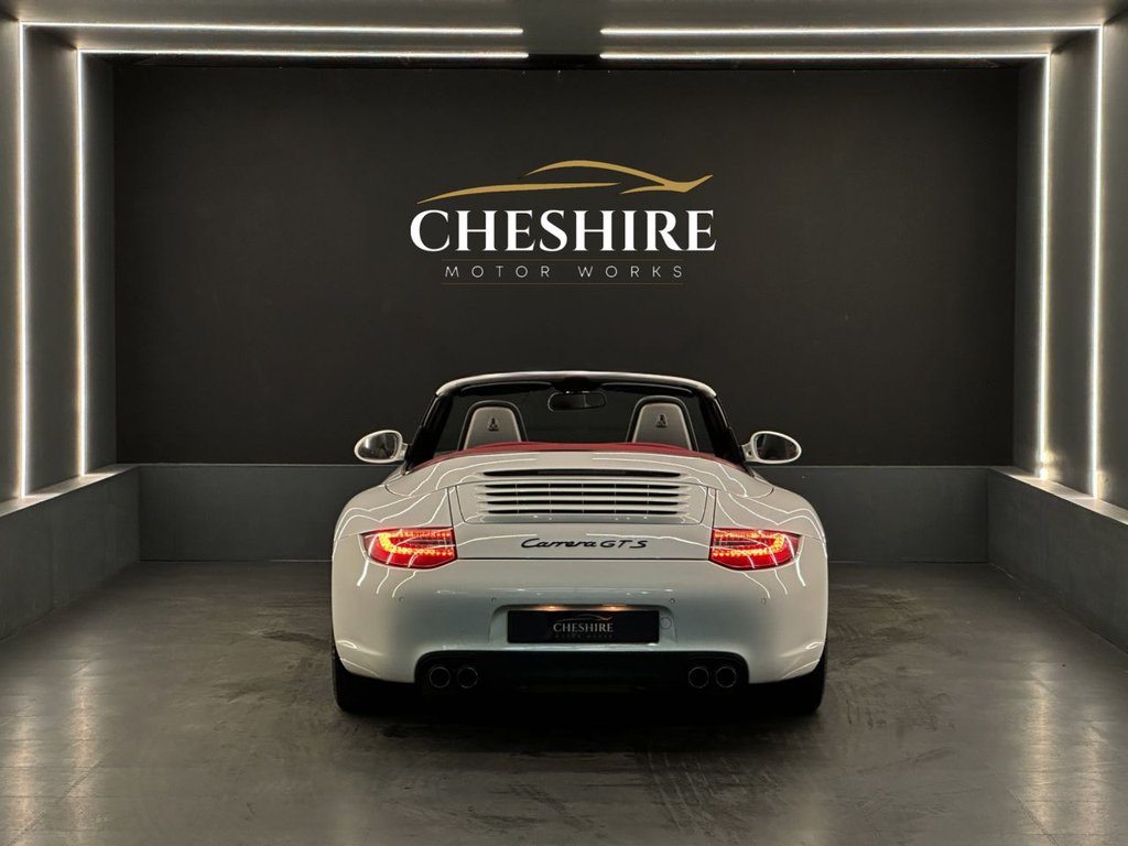 Used Porsche 911 2011 for sale - 76937456: Photo 5