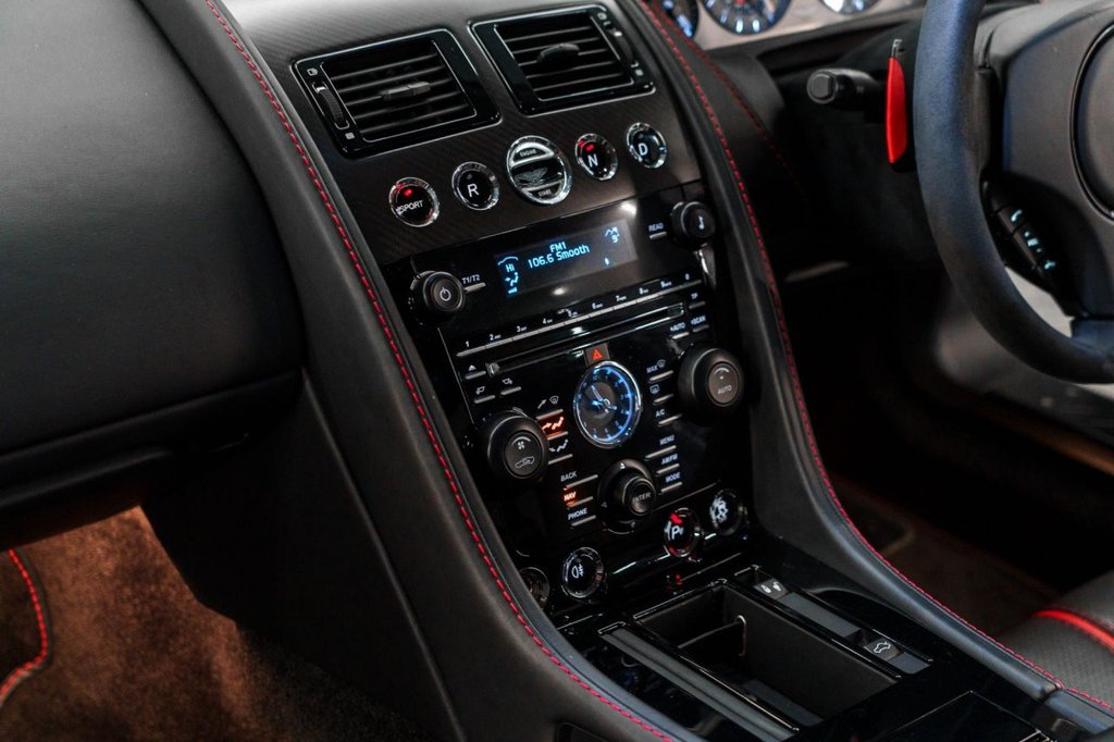 Used Aston Martin Vantage 2014 for sale - 77048841: Photo 21