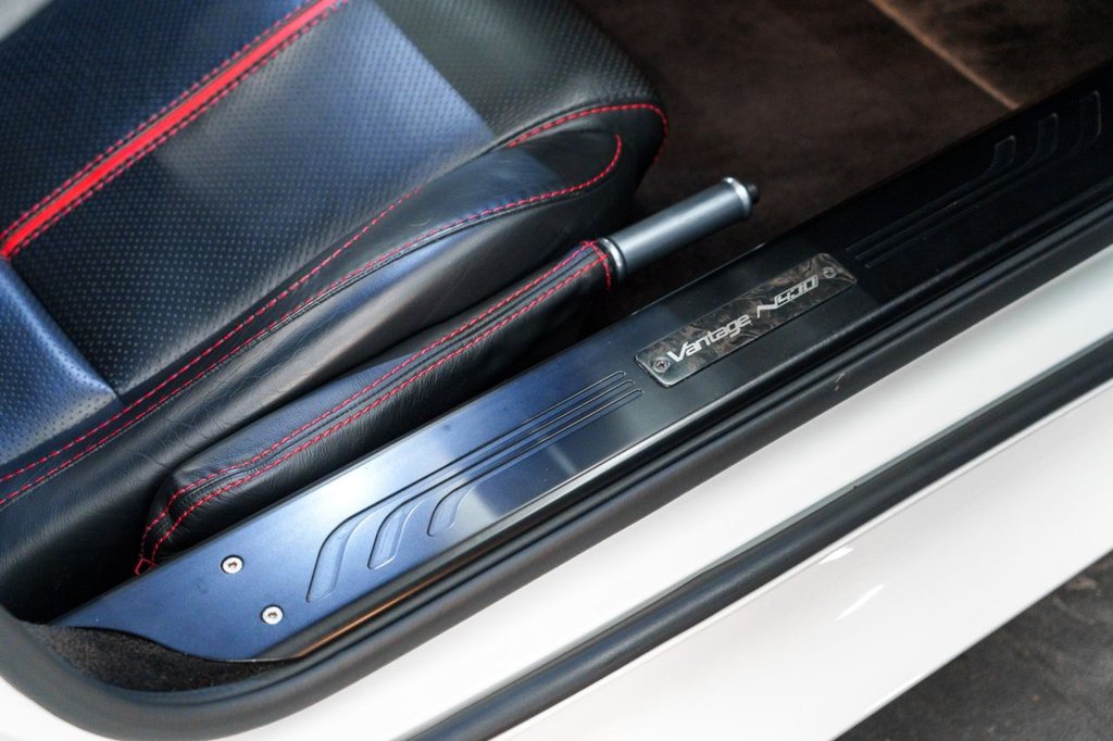 Used Aston Martin Vantage 2014 for sale - 77048841: Photo 25