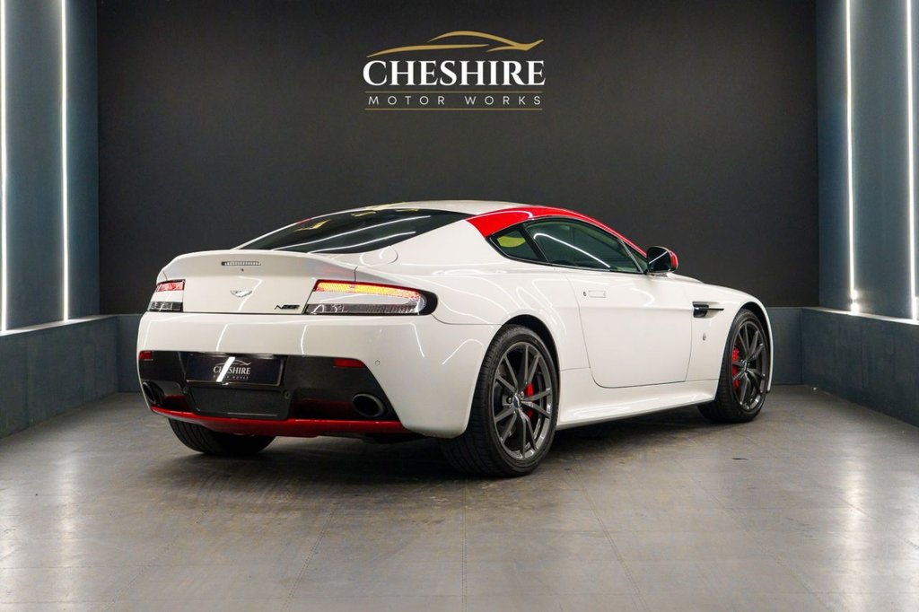 Used Aston Martin Vantage 2014 for sale - 77048841: Photo 4