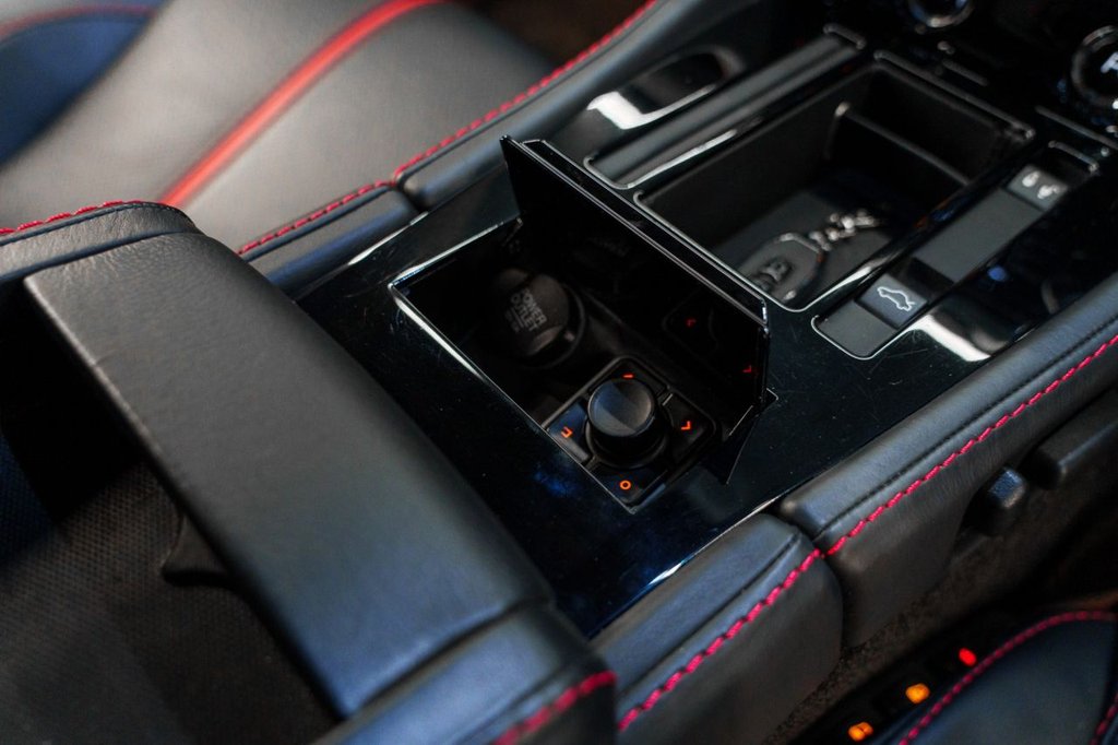 Used Aston Martin Vantage 2014 for sale - 77048841: Photo 42