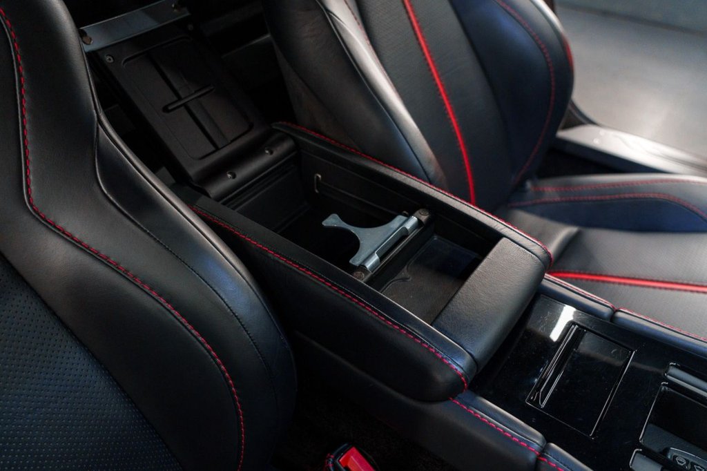 Used Aston Martin Vantage 2014 for sale - 77048841: Photo 44