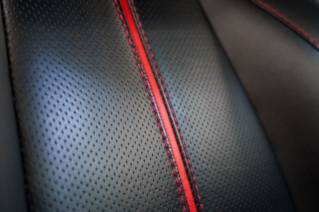 Used Aston Martin Vantage 2014 for sale - 77048841: Photo 47